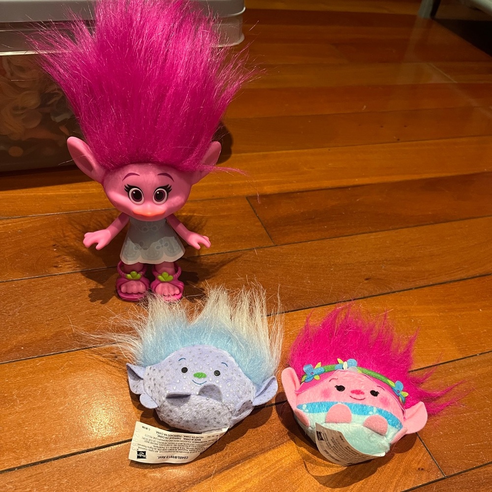 Trolls toys
